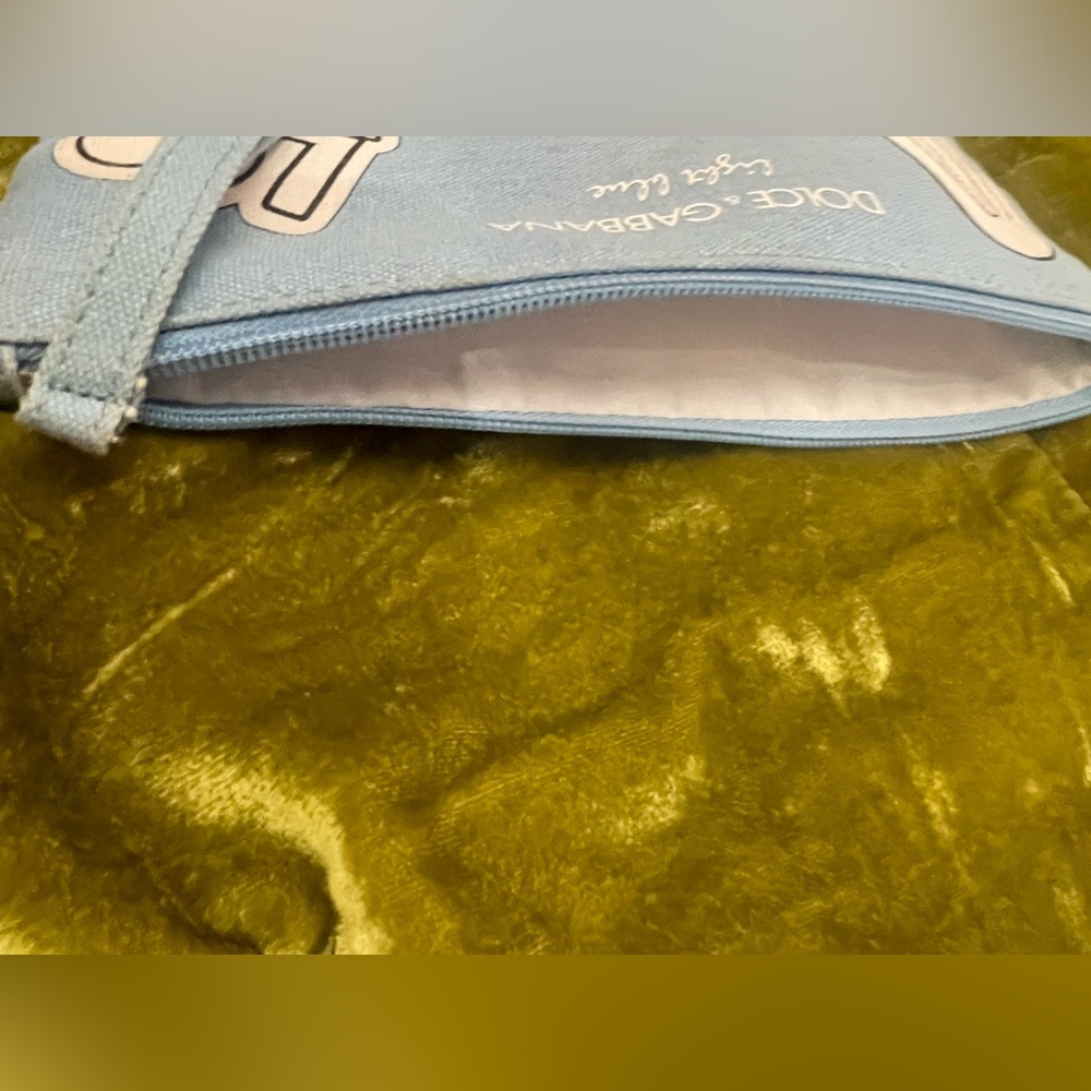 Dolce & Gabbana Blue makeup love in love summer bag - Picture 8 of 9